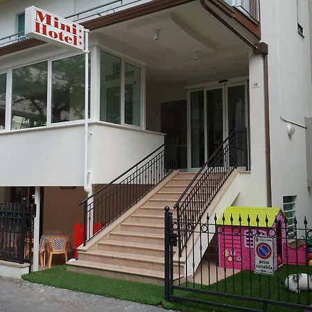 Mini hotel ريميني المظهر الخارجي الصورة