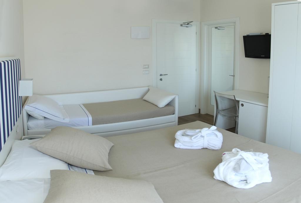 Mini hotel ريميني المظهر الخارجي الصورة